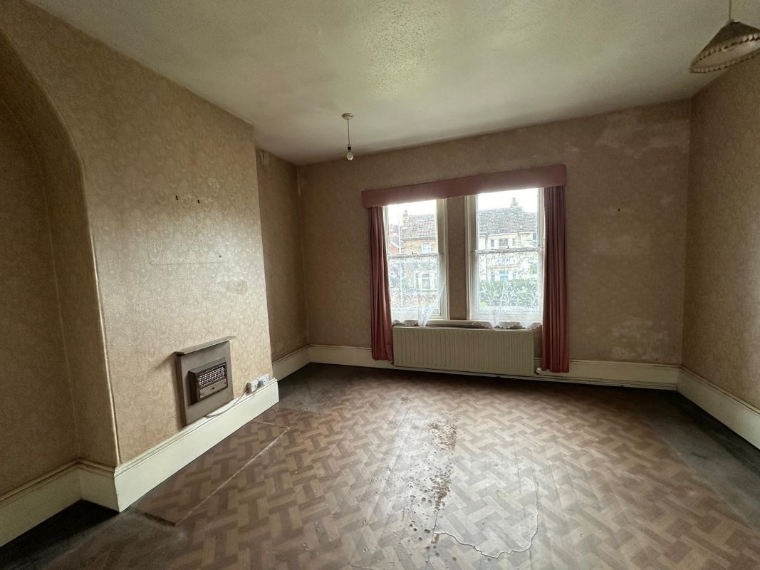 Gainsborough, Lincolnshire, DN21 2HD - Online Auctions