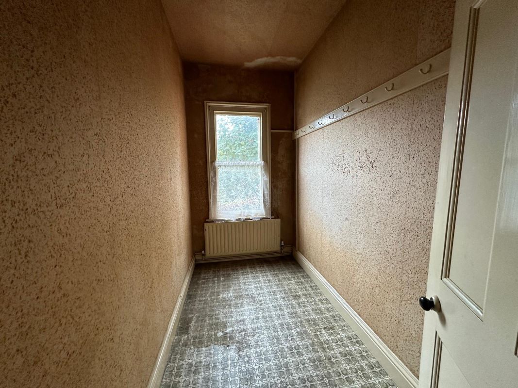 Gainsborough, Lincolnshire, DN21 2HD - Online Auctions