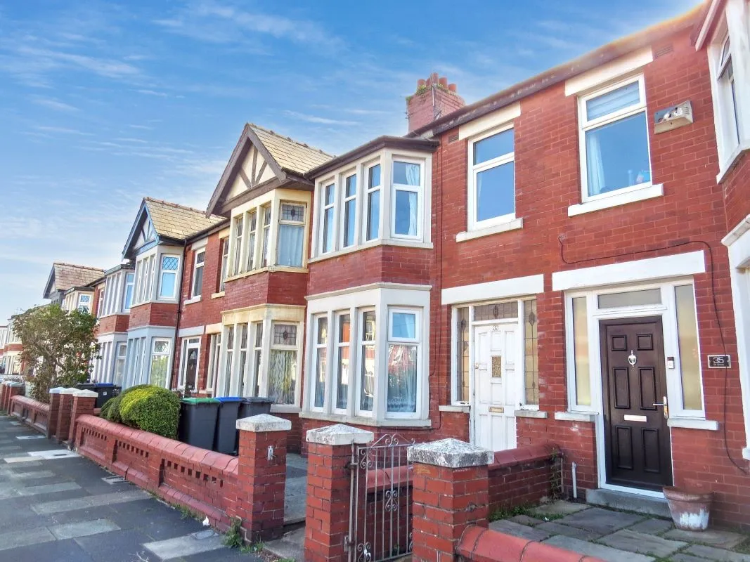 Blackpool, Lancashire, FY1 6PJ - Online Auctions