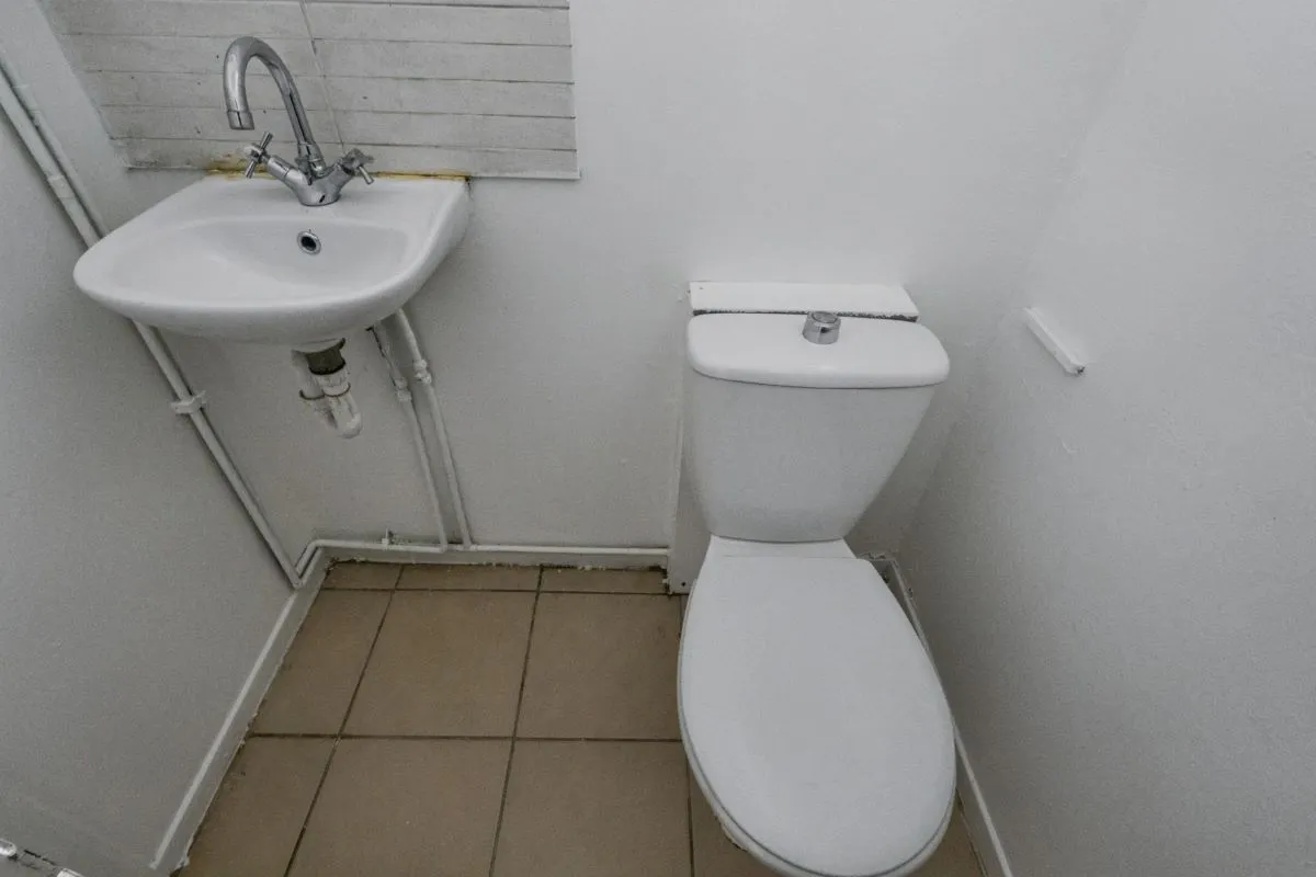 Sheffield, South Yorkshire, S8 8FE - Online Auctions