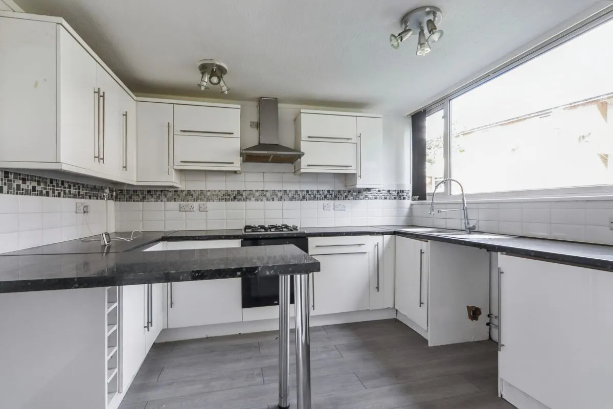 Sheffield, South Yorkshire, S8 8FE - Online Auctions