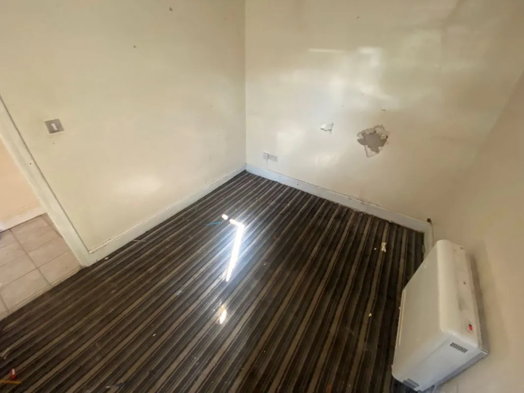 480 Heath End Road, Nuneaton, Warwickshire, CV10 7HE - Online Auctions