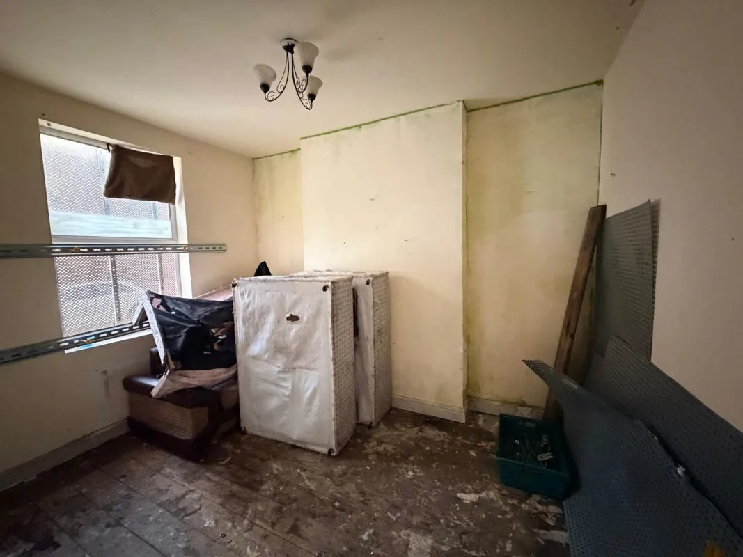 Doncaster, South Yorkshire, DN1 2BN - Online Auctions