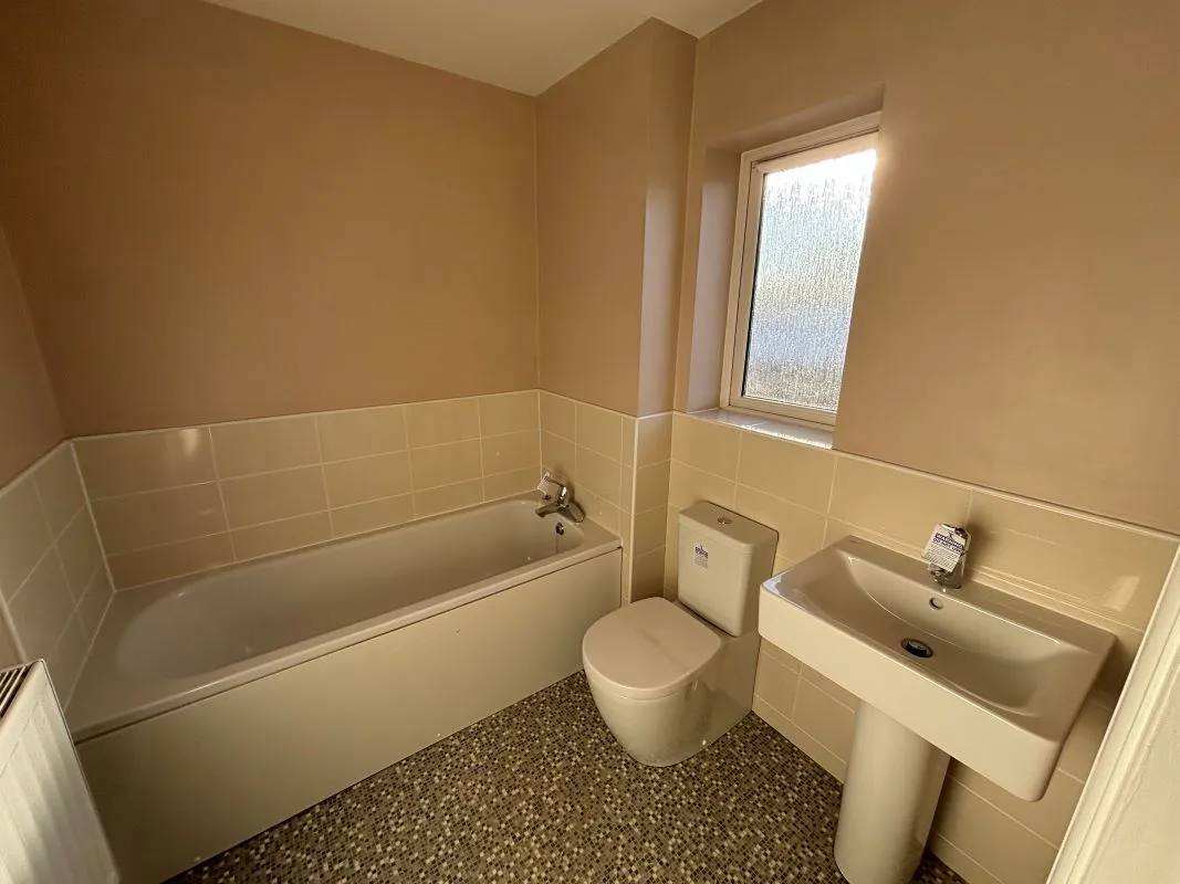 Gainsborough, Lincolnshire, DN21 1ZA - Online Auctions