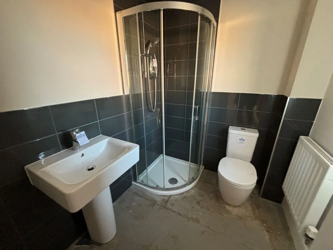 Gainsborough, Lincolnshire, DN21 1ZA - Online Auctions