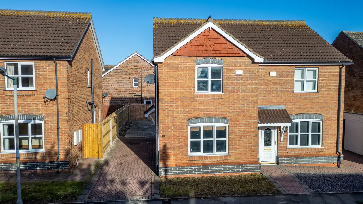 Grimsby, South Humberside, DN31 2DX - Online Auctions