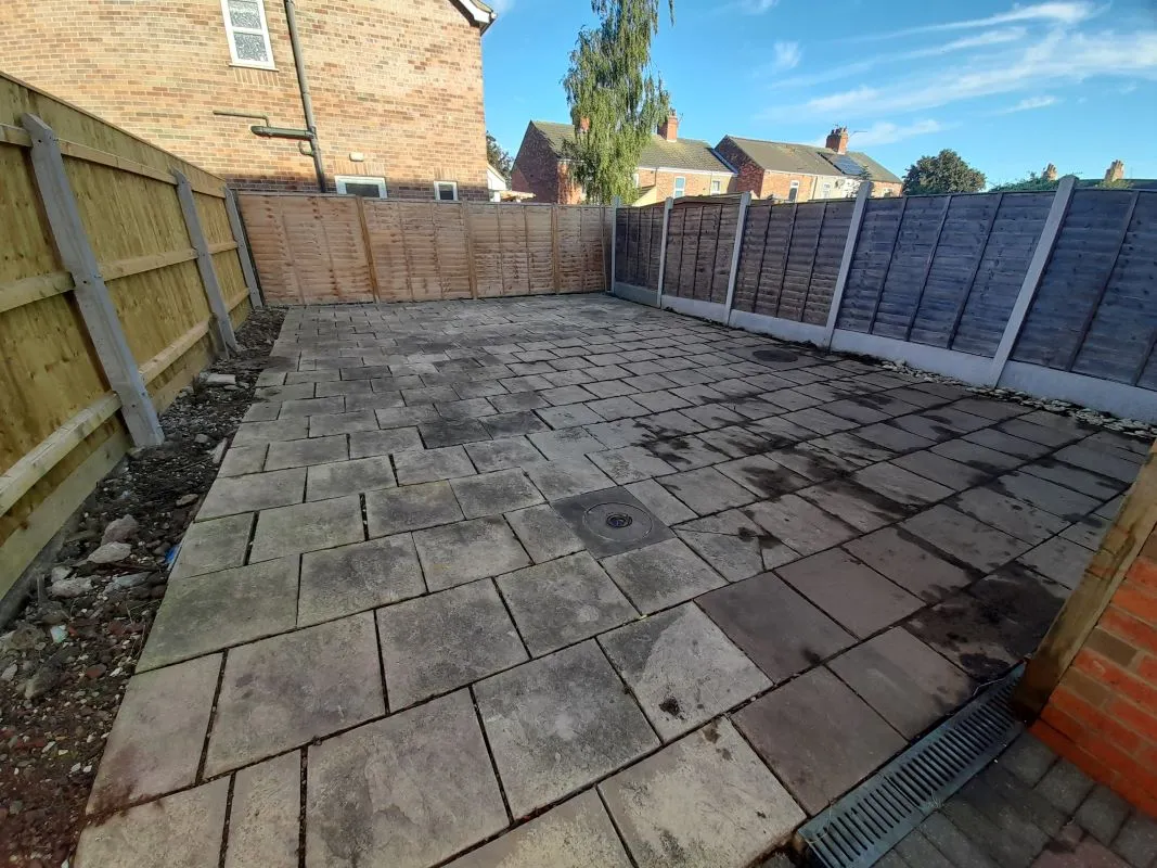 Grimsby, South Humberside, DN31 2DX - Online Auctions