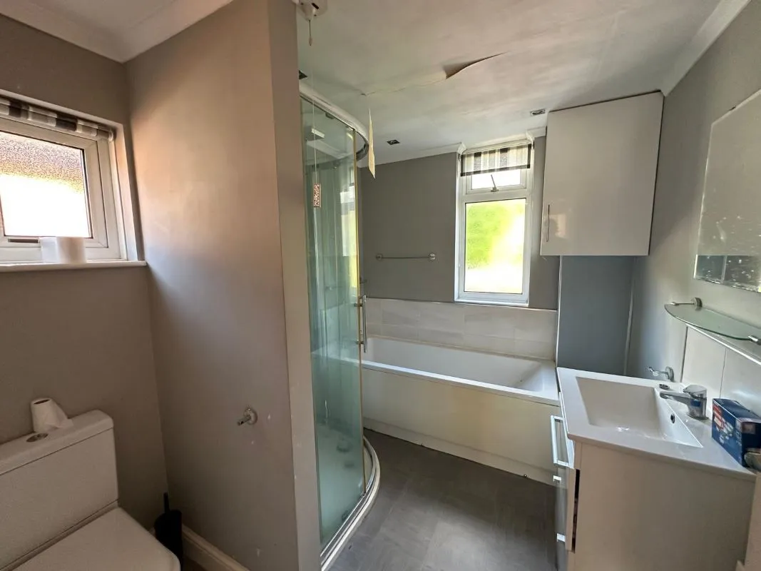 Gainsborough, Lincolnshire, DN21 1DB - Online Auctions