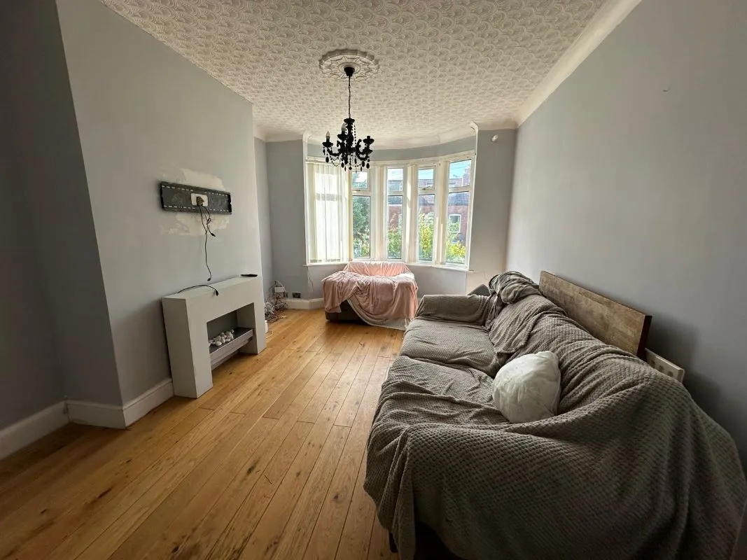 Gainsborough, Lincolnshire, DN21 1DB - Online Auctions