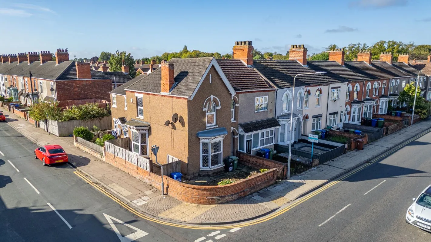 Grimsby, South Humberside, DN32 0NF - Online Auctions
