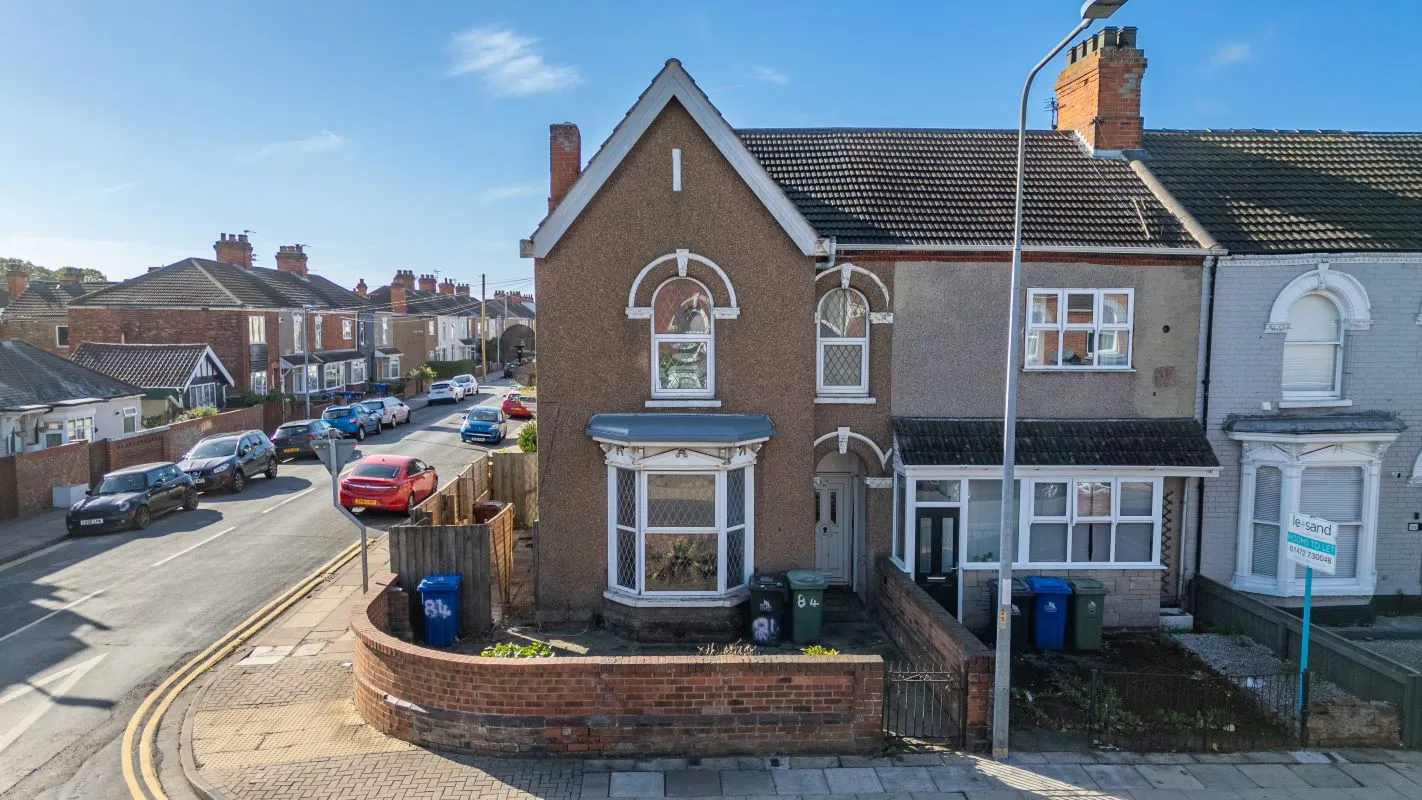 Grimsby, South Humberside, DN32 0NF - Online Auctions