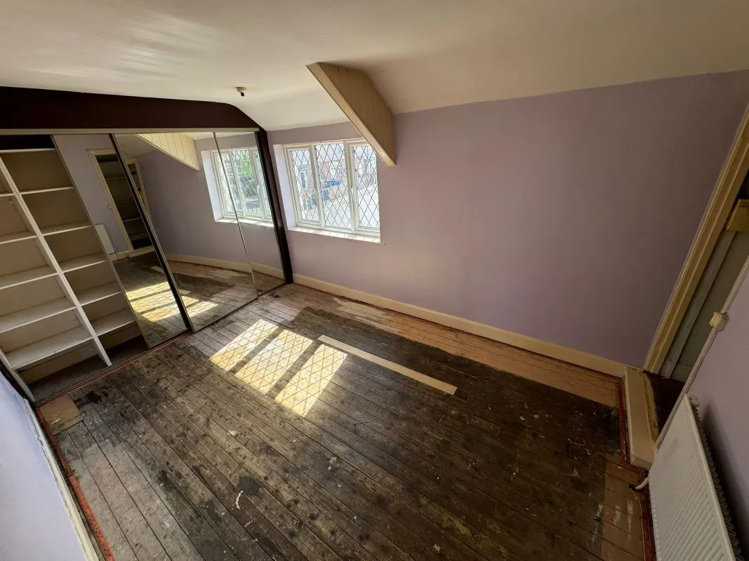 Doncaster, South Yorkshire, DN2 6LQ - Online Auctions