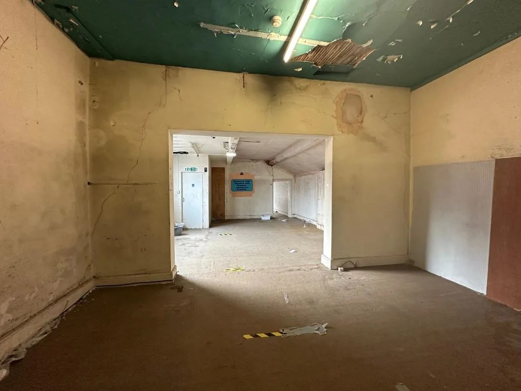 Gainsborough, Lincolnshire, DN21 2JS - Online Auctions