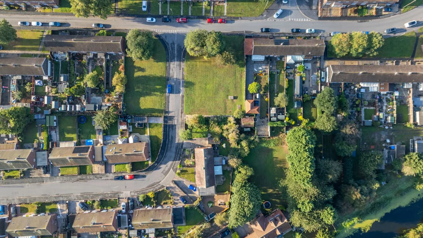 Keadby, Scunthorpe, South Humberside, DN17 3BZ - Online Auctions