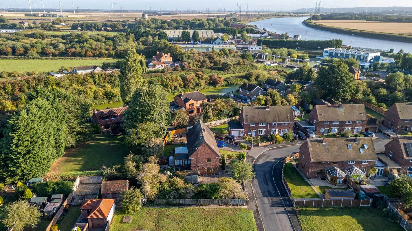 Keadby, Scunthorpe, South Humberside, DN17 3BZ - Online Auctions