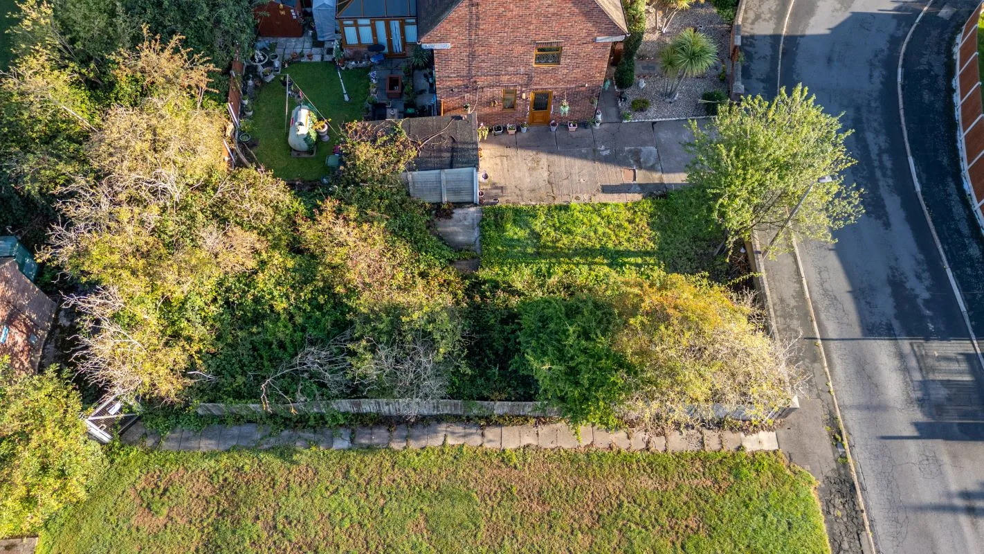 Keadby, Scunthorpe, South Humberside, DN17 3BZ - Online Auctions