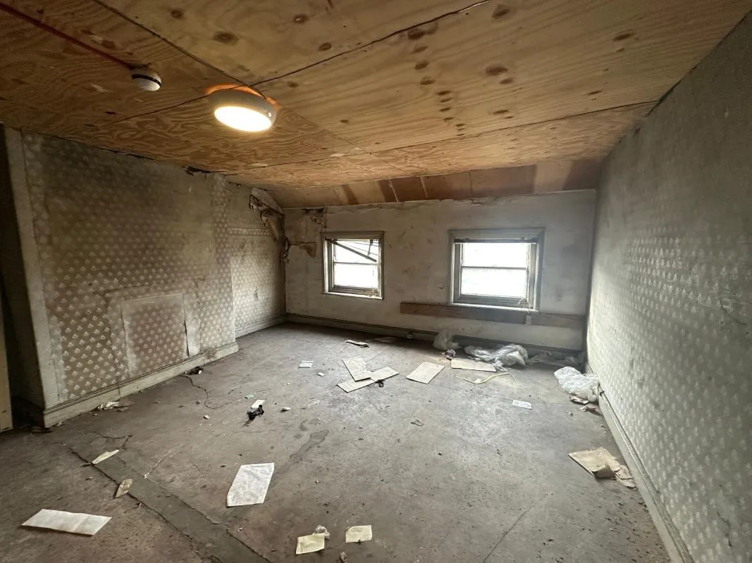 Gainsborough, Lincolnshire, DN21 2JS - Online Auctions