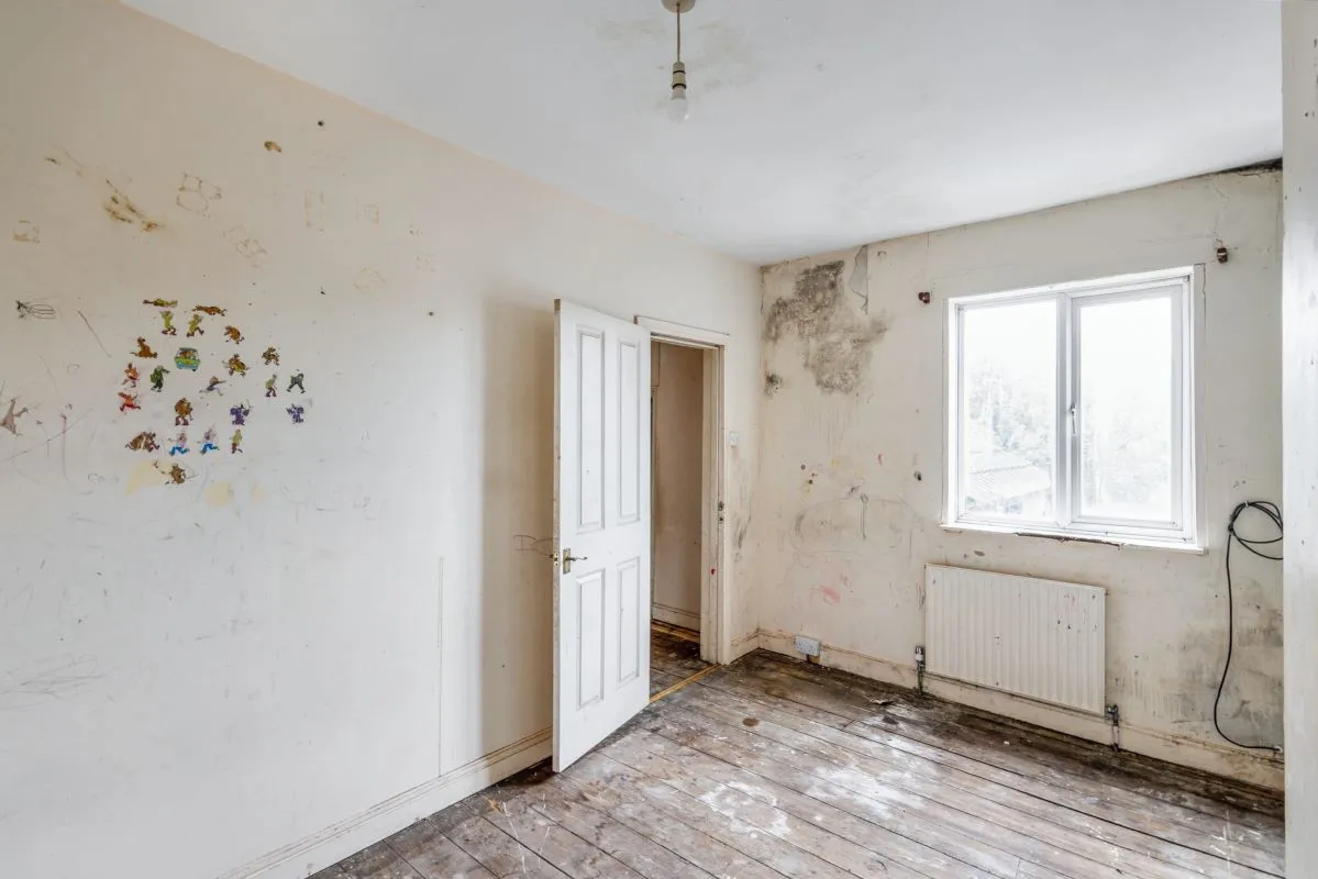 Grimsby, South Humberside, DN32 9NR - Online Auctions