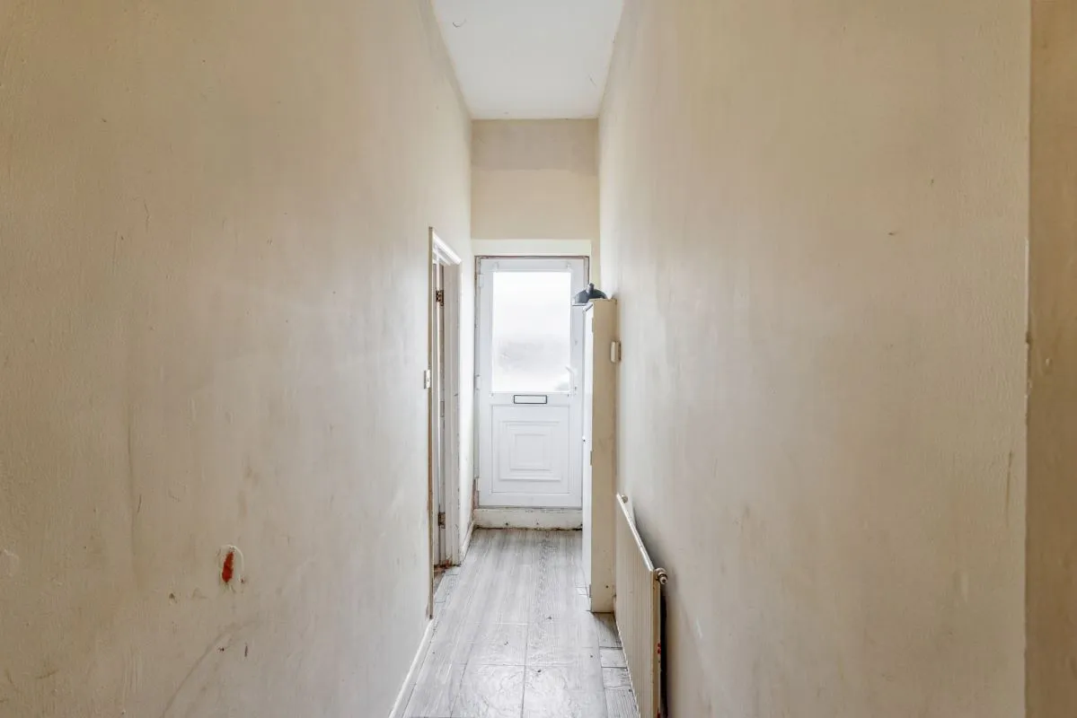 Grimsby, South Humberside, DN32 9NR - Online Auctions