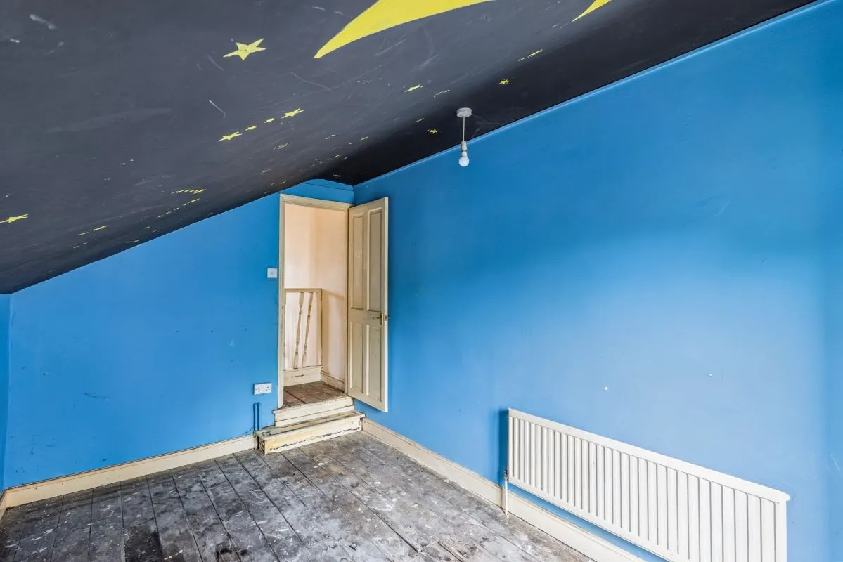 Grimsby, South Humberside, DN32 9NR - Online Auctions