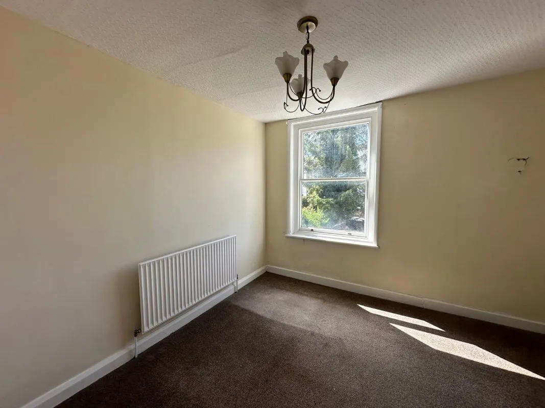 Lincoln, Lincolnshire, LN2 4AW - Online Auctions