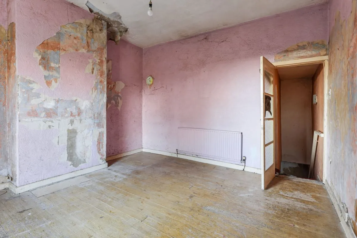 Bury, Lancashire, BL9 7SE - Online Auctions