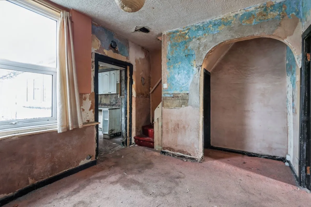 Bury, Lancashire, BL9 7SE - Online Auctions