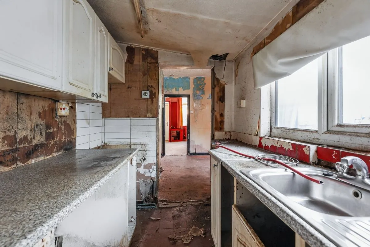 Bury, Lancashire, BL9 7SE - Online Auctions