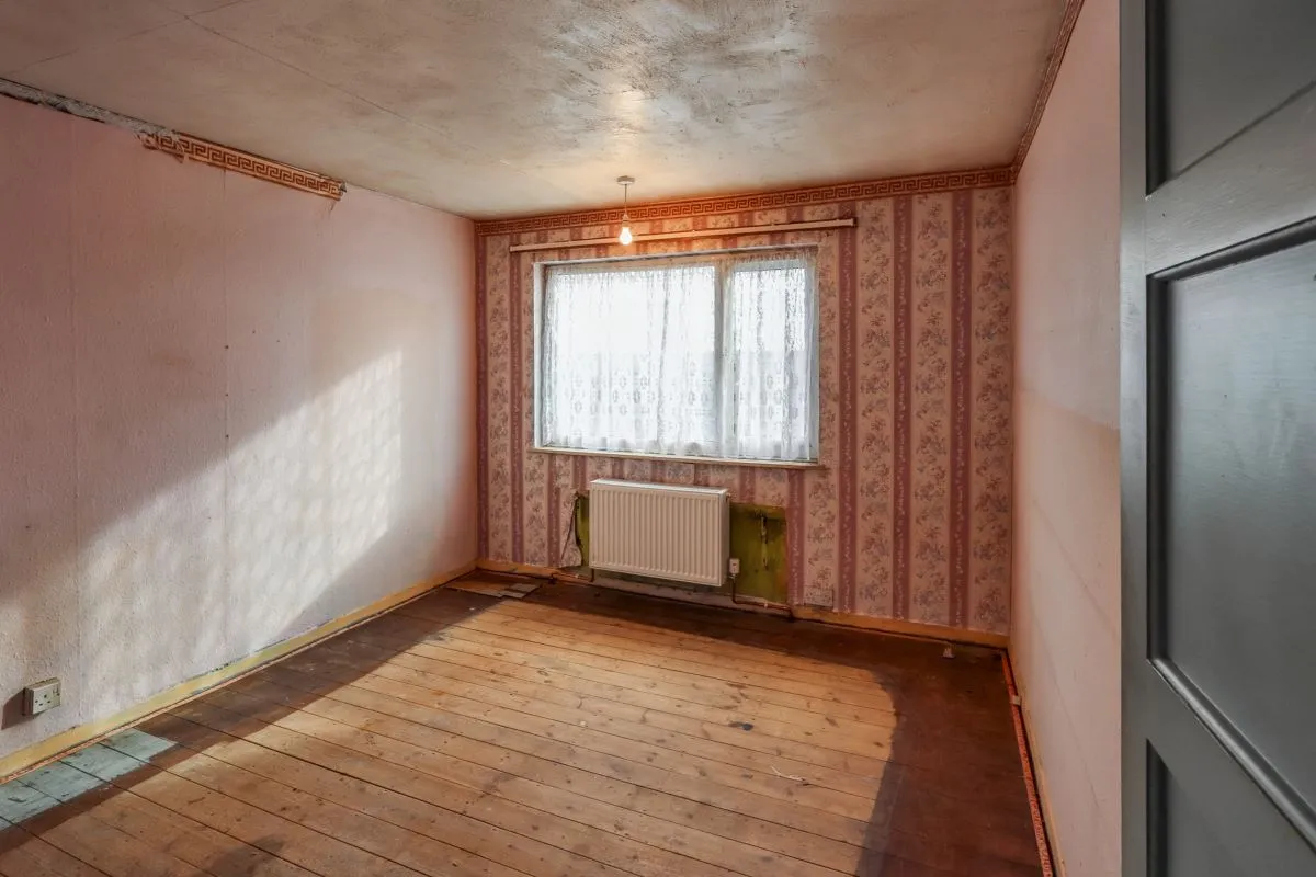 Rawmarsh, Rotherham, South Yorkshire, S62 5LB - Online Auctions