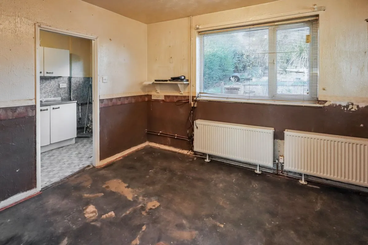 Rawmarsh, Rotherham, South Yorkshire, S62 5LB - Online Auctions