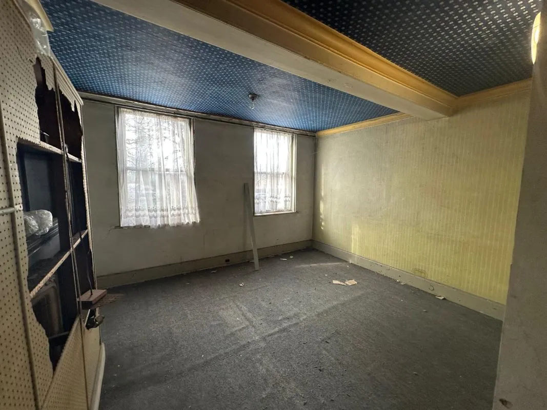 Gainsborough, Lincolnshire, DN21 2JS - Online Auctions