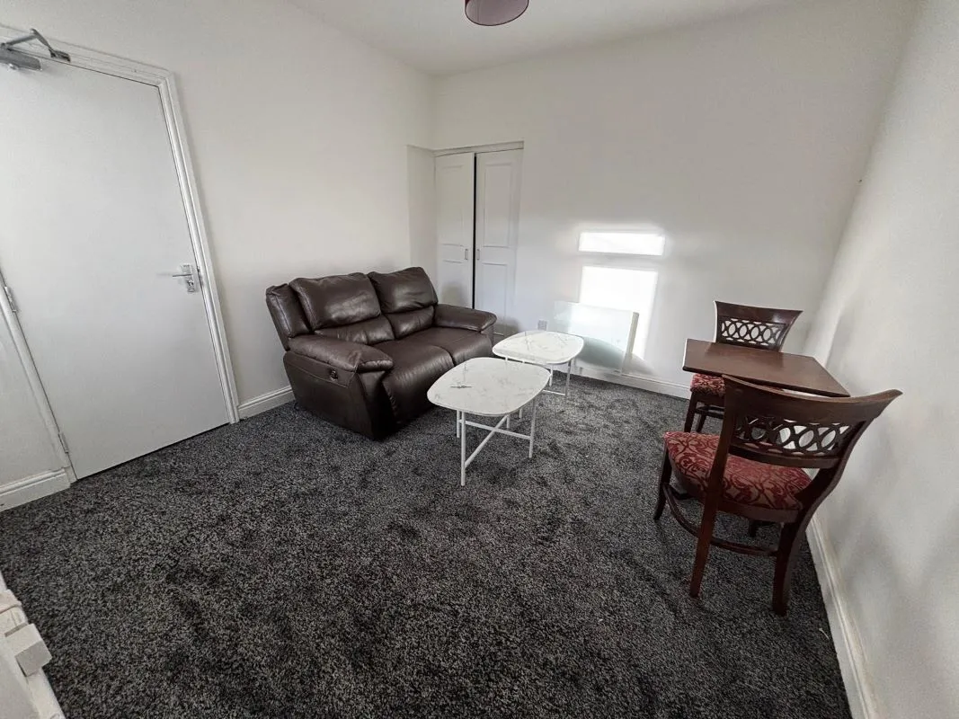 Cleethorpes, South Humberside, DN35 7AB - Online Auctions