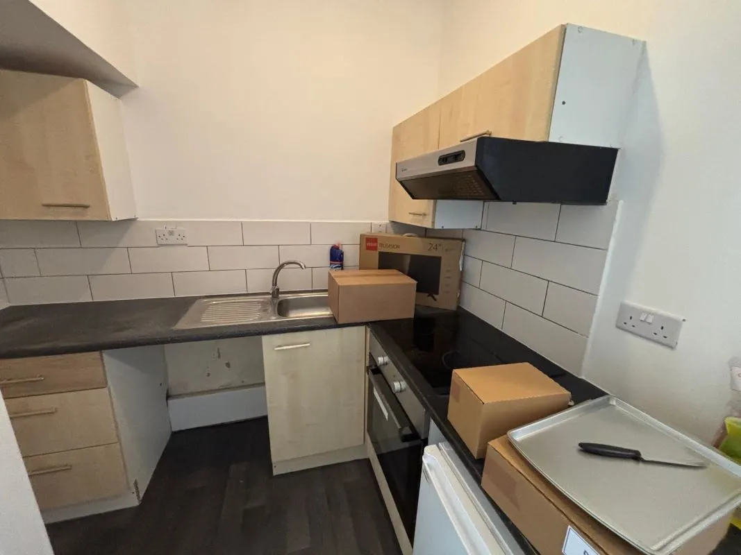 Cleethorpes, South Humberside, DN35 7AB - Online Auctions