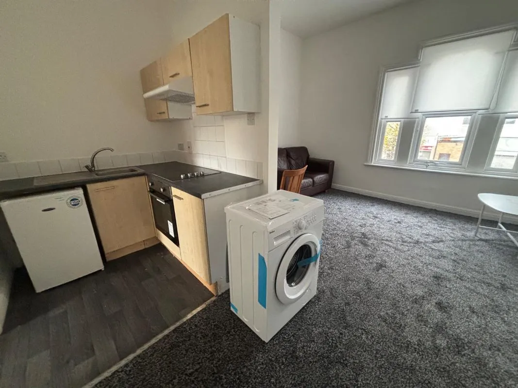 Cleethorpes, South Humberside, DN35 7AB - Online Auctions