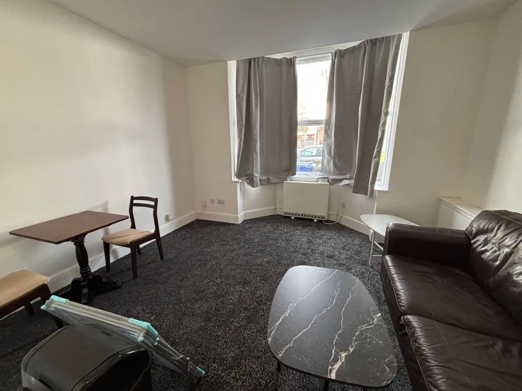 Cleethorpes, South Humberside, DN35 7AB - Online Auctions