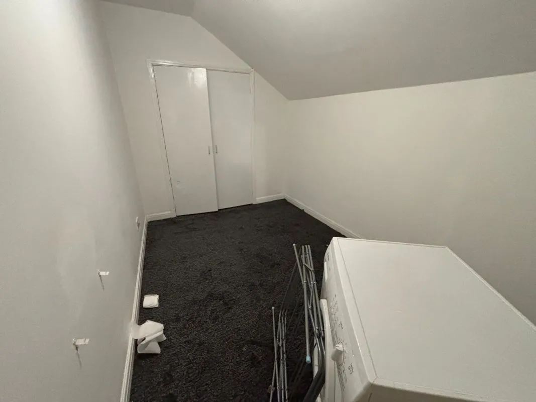 Cleethorpes, South Humberside, DN35 7AB - Online Auctions