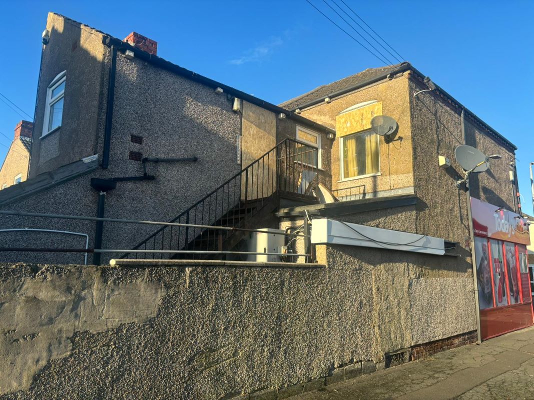 116 Gilbey Road, Grimsby, South Humberside, DN31 2RP - Online Auctions