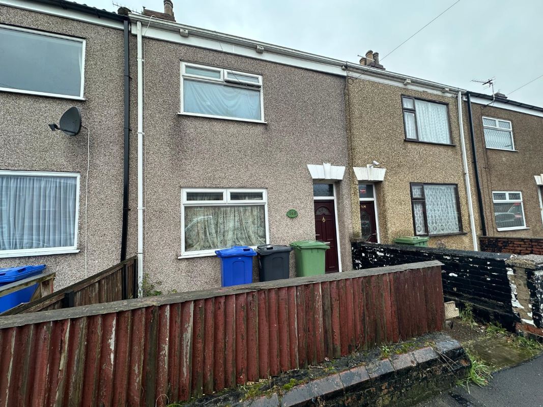 Grimsby, South Humberside, DN32 9PU - Online Auctions