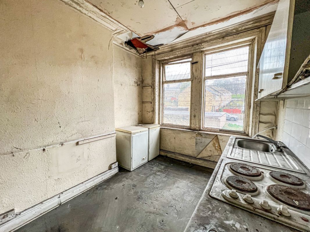 Bath Place, Halifax, West Yorkshire, HX3 6EG - Online Auctions