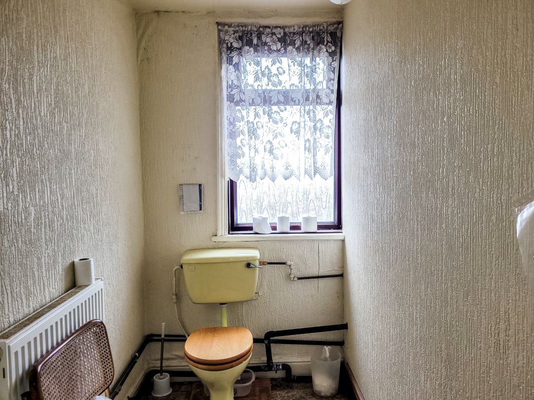 Bloomfield Road, Blackpool, Lancashire, FY1 6JL - Online Auctions