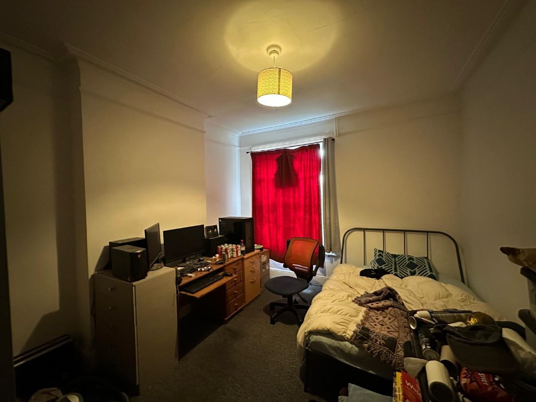 Lincoln, Lincolnshire, LN5 8DW - Online Auctions