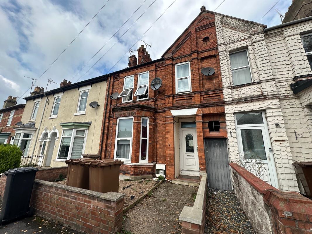 Lincoln, Lincolnshire, LN5 8DW - Online Auctions