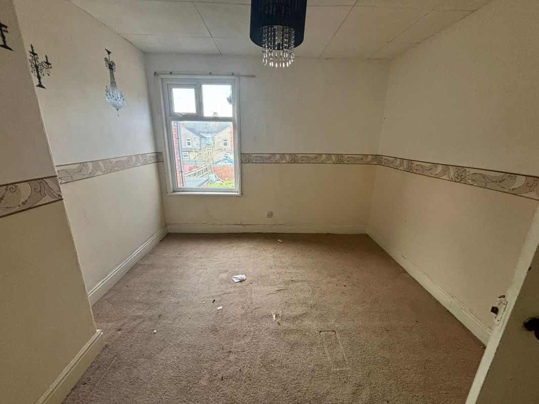 Grimsby, South Humberside, DN31 2RB - Online Auctions