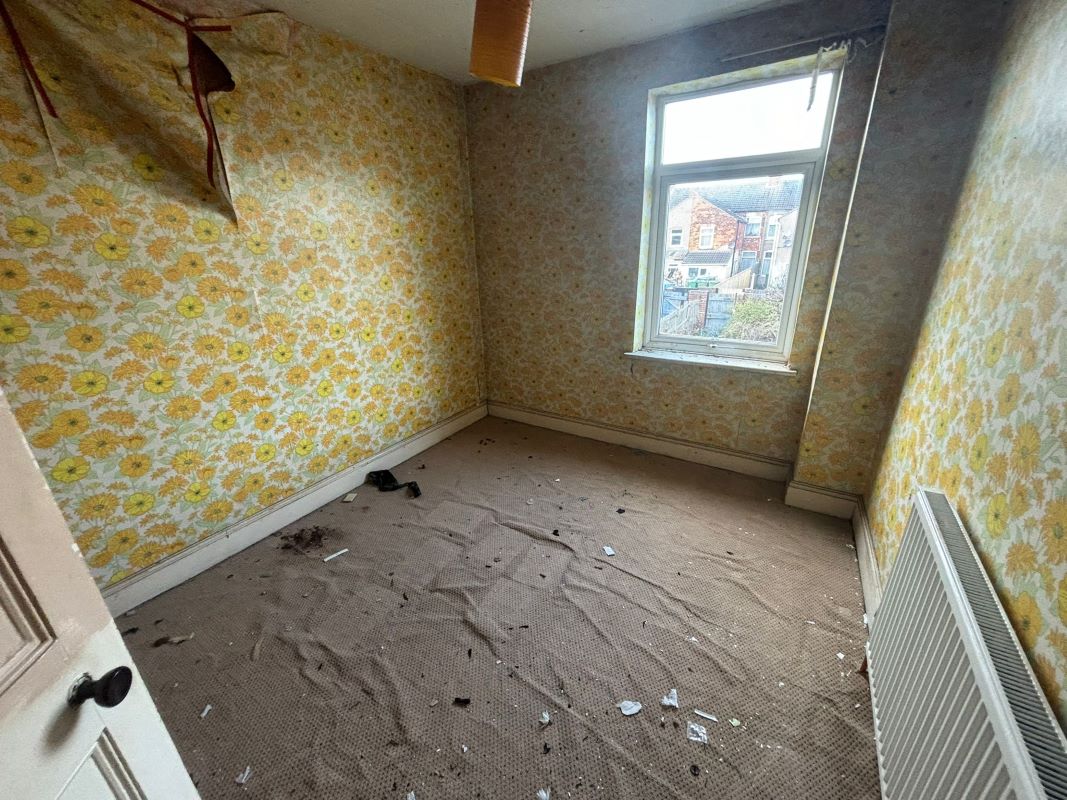 Grimsby, South Humberside, DN31 2RB - Online Auctions