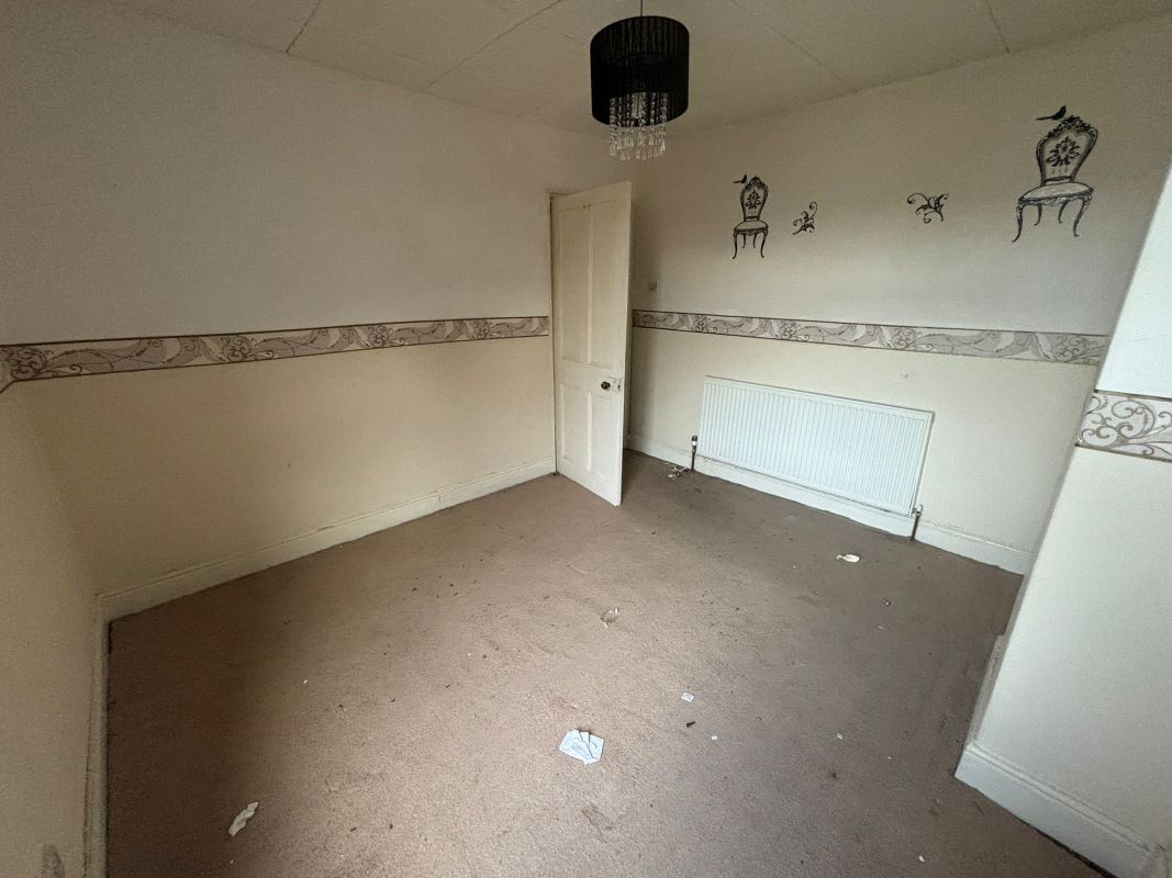 Grimsby, South Humberside, DN31 2RB - Online Auctions