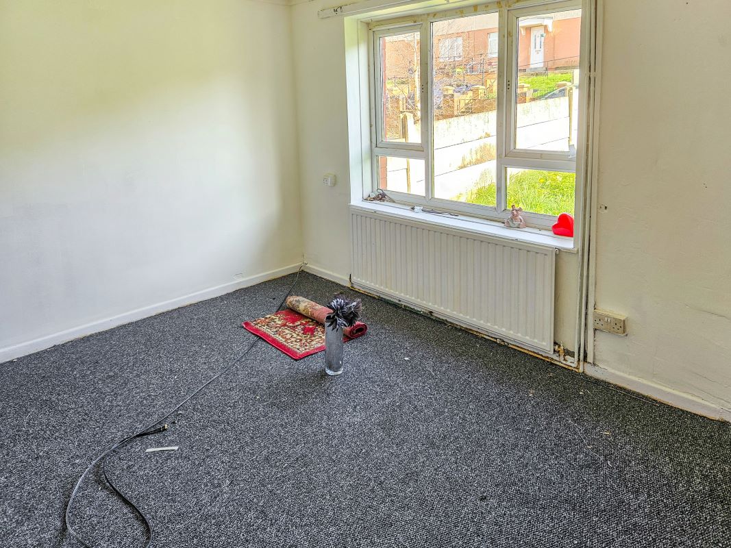 Oldroyd Avenue, Grimethorpe, Barnsley, South Yorkshire, S72 7NX - Online Auctions