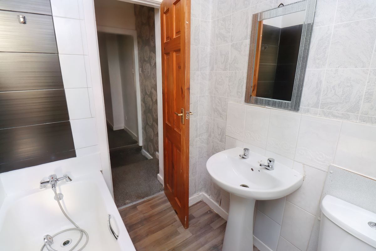 Hudson Street, Burnley, Lancashire, BB11 4PL - Online Auctions