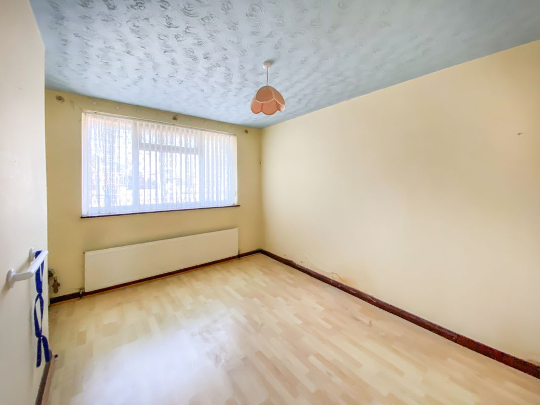 Grimsby Road, Cleethorpes, South Humberside, DN35 7LB - Online Auctions