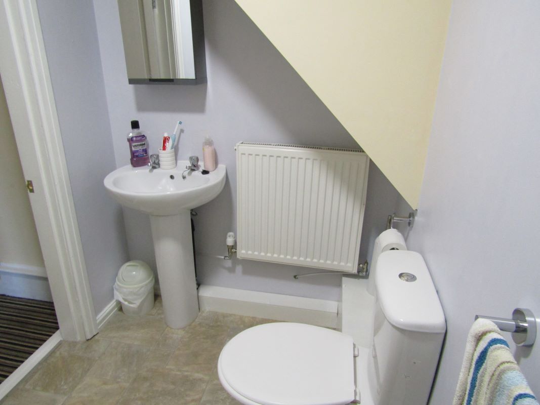 King Street, Thorne, Doncaster, South Yorkshire, DN8 5BA - Online Auctions