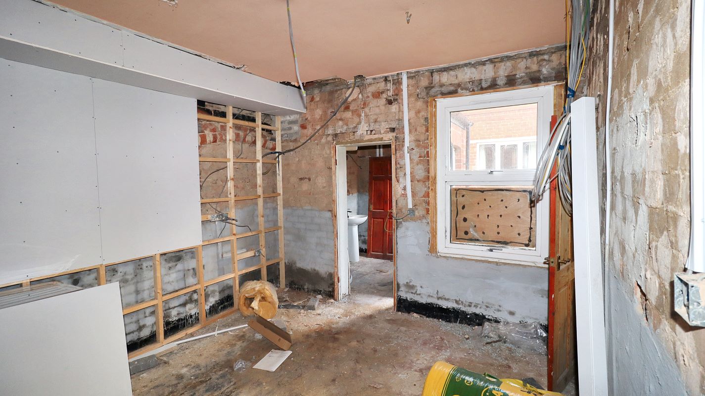 South Elmsall, Pontefract, West Yorkshire, WF9 2SH - Online Auctions